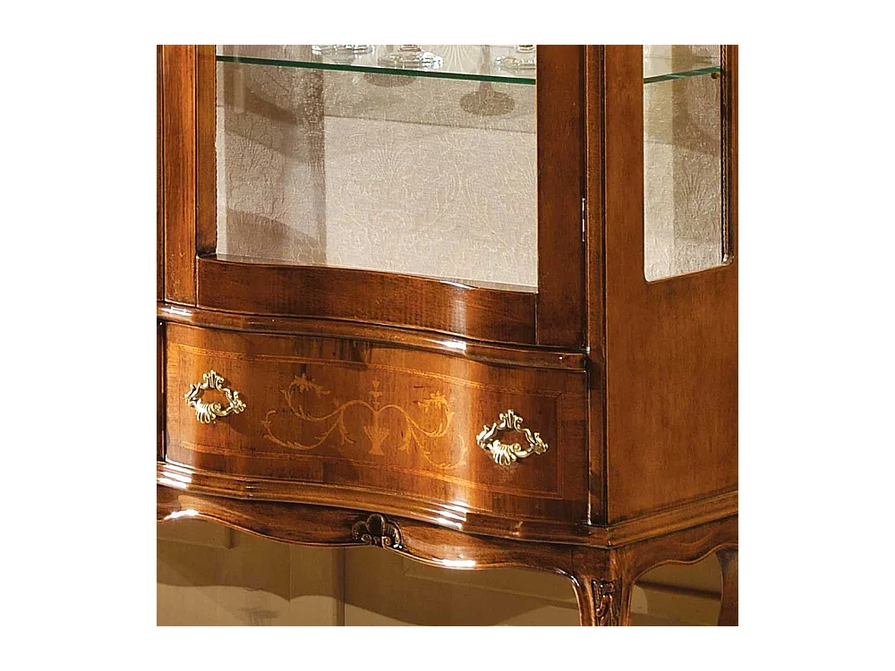 Standvitrine mit Nussbaum furniert Barock Design