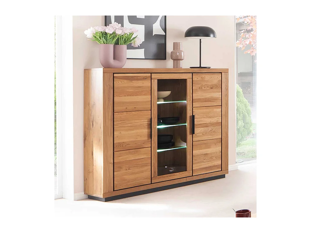 Esszimmervitrine in Wildeichefarben teilmassiver Oberfläche