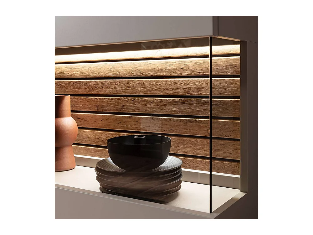 Highboard Esszimmervitrine mit Glastüren in modernem Design