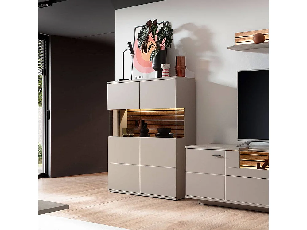 Highboard Esszimmervitrine mit Glastüren in modernem Design
