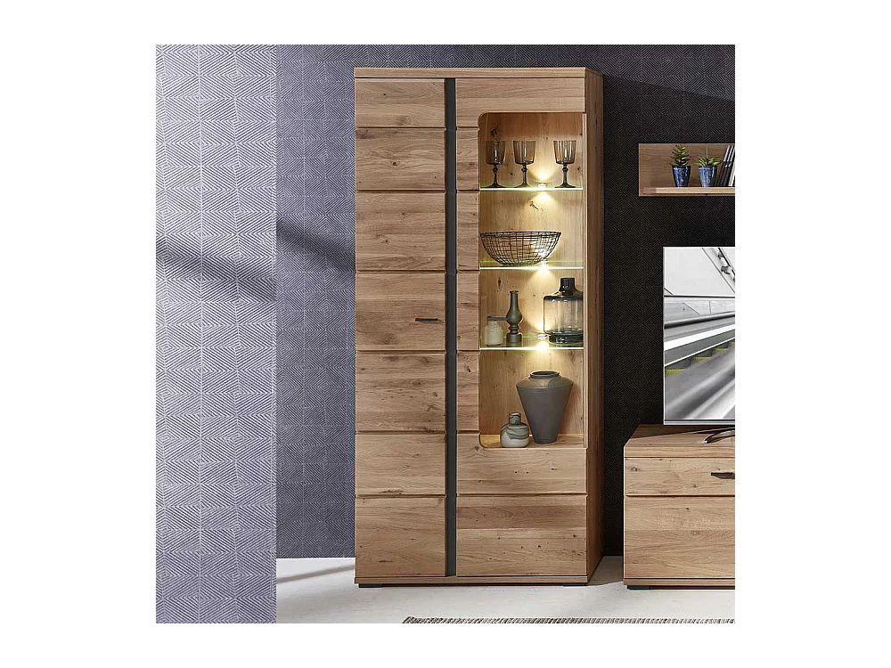 Wohnzimmervitrine in Eschefarben Wildeichefarben