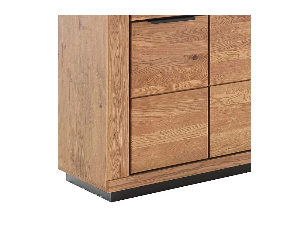 Wohnzimmervitrinenschrank in Wildeichefarben teilmassiv