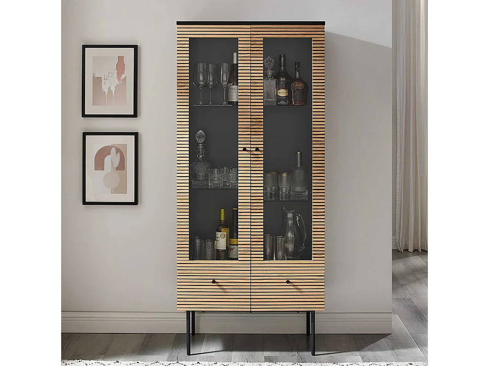 Esszimmervitrinenschrank im Skandi Design 179 cm hoch - 79 cm breit