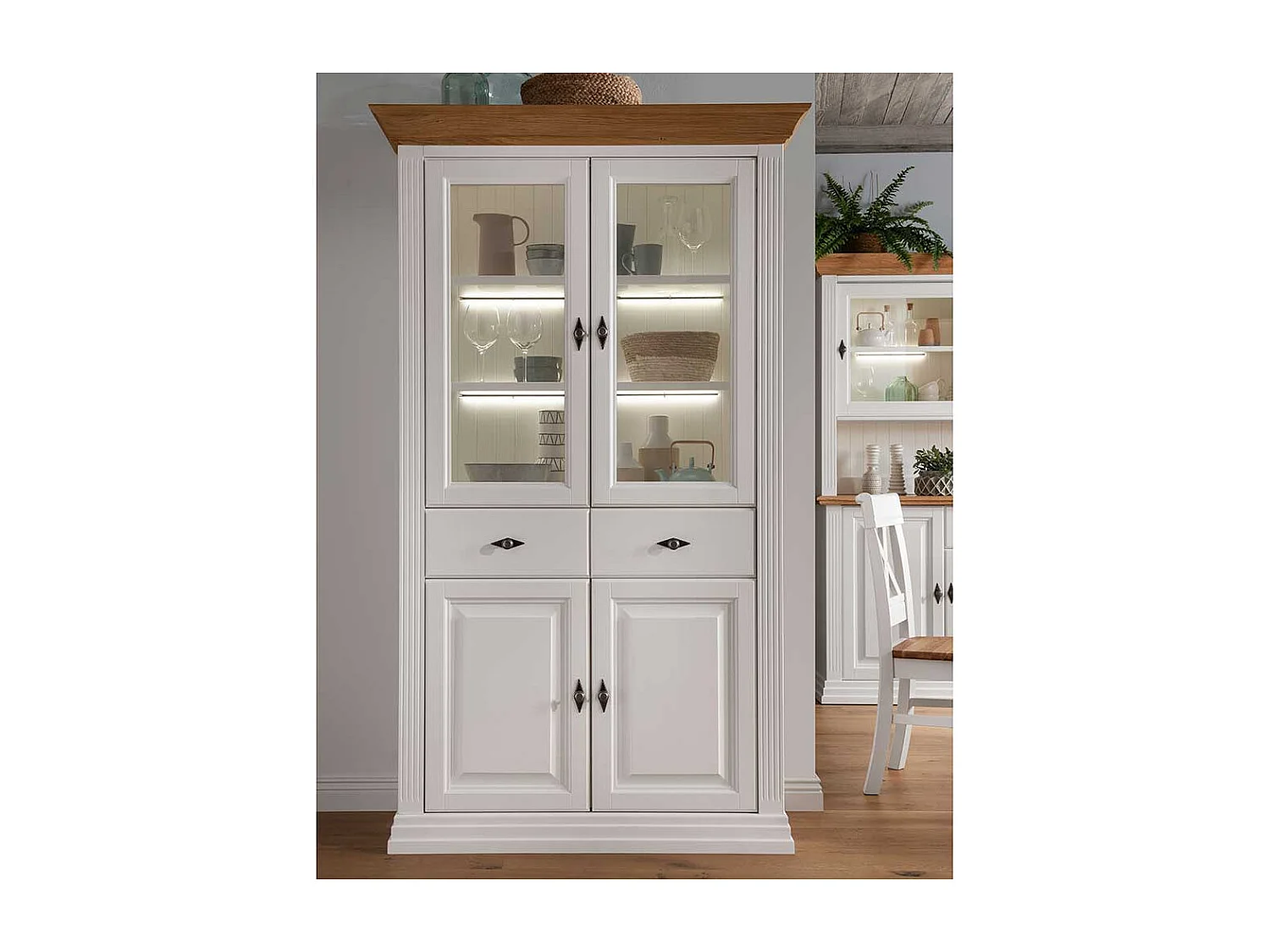 Esszimmervitrinenschrank im Landhausstil Kiefer und Eiche Massivholz