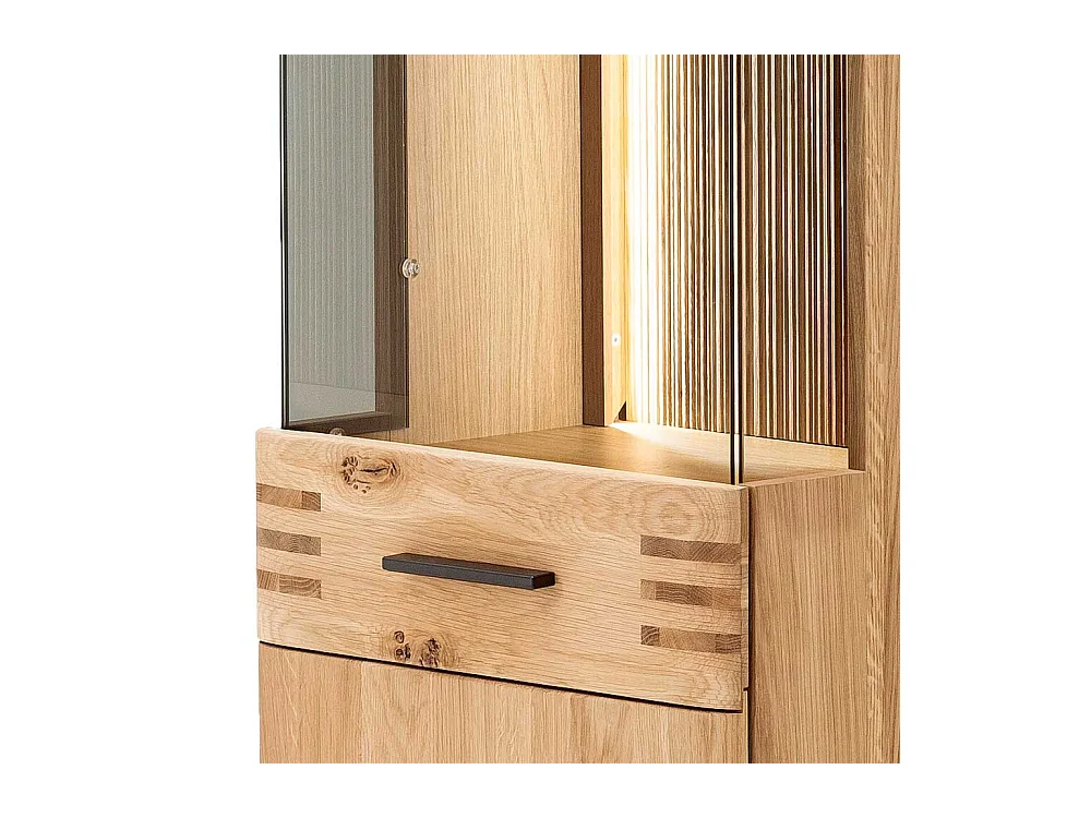 Wohnzimmervitrinenschrank in Balkeneiche Bianco furniert 45 cm breit