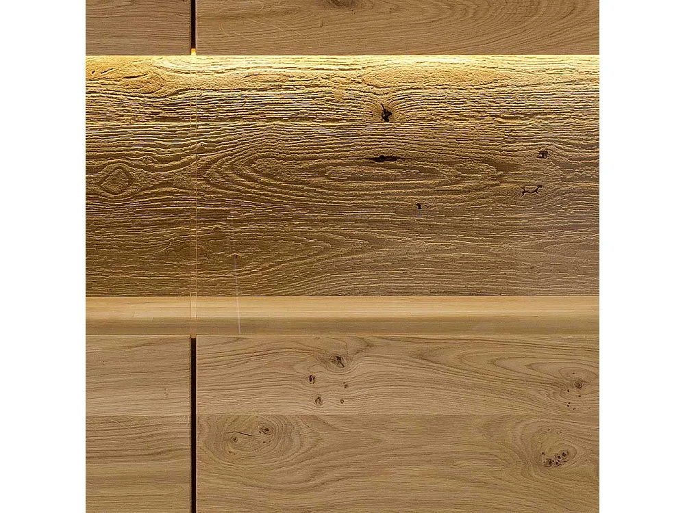 Wohnzimmer Highboard massiv in Wildeichefarben Glastüren