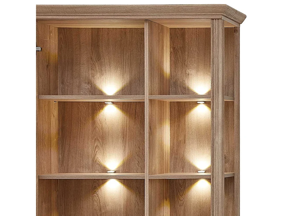 Wohnzimmervitrinenschrank in Eichefarben Landhausstil