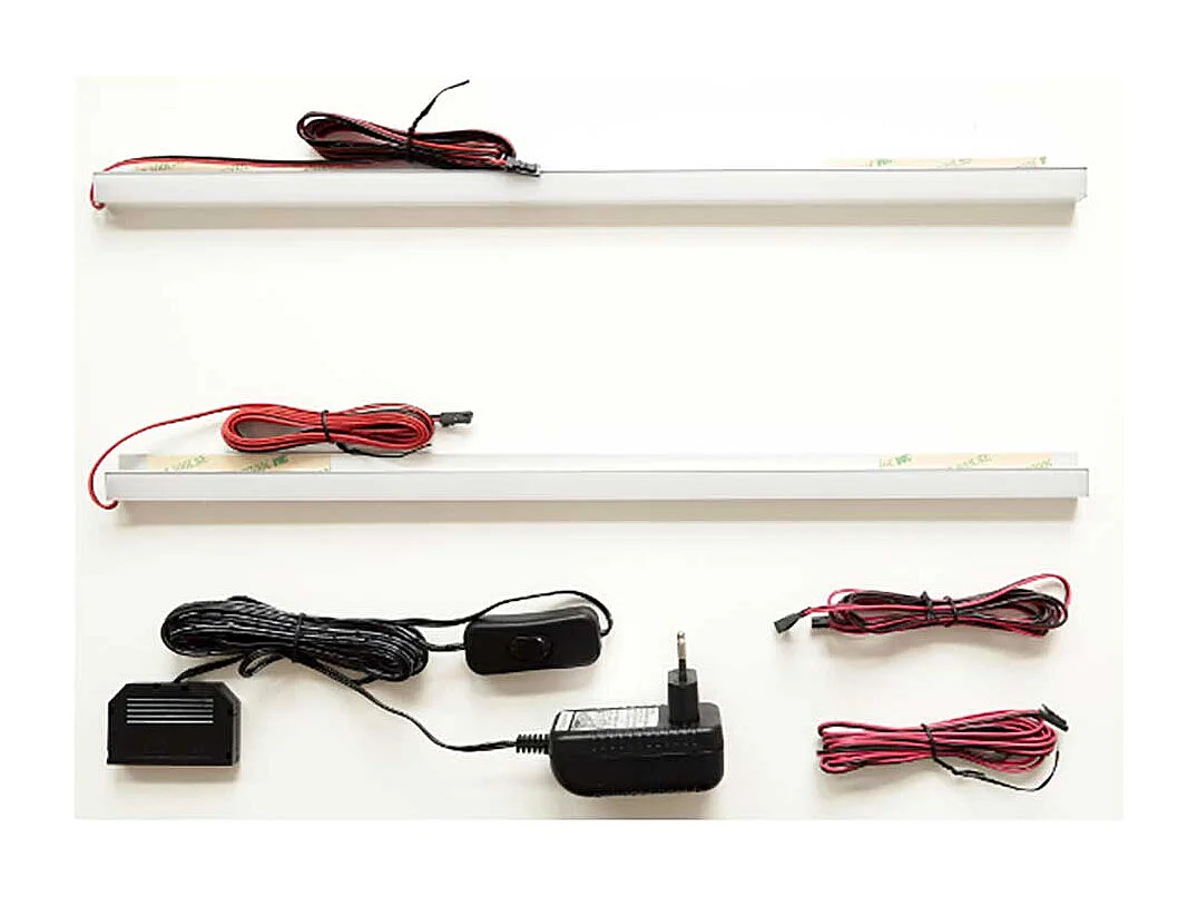 Esszimmervitrinenschrank weiss in modernem Design 199 cm hoch