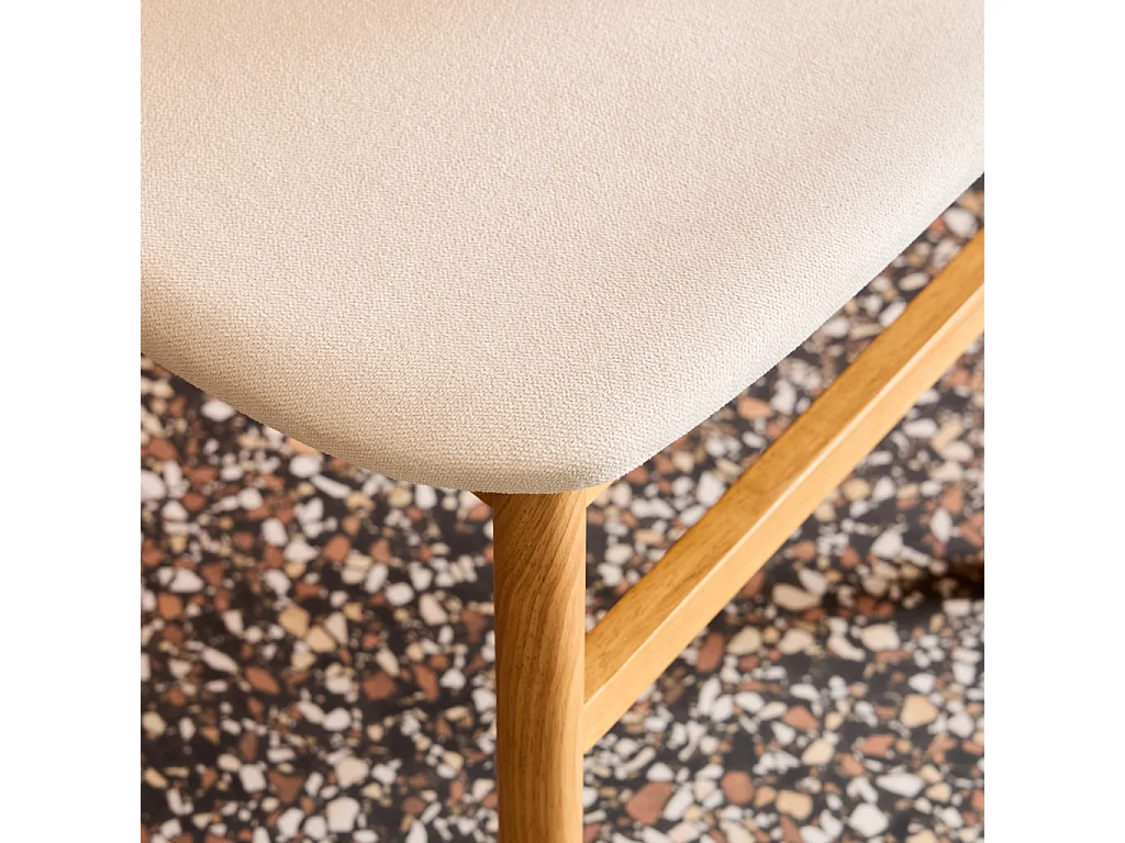 Lot de 2 chaises vintage bois d'hévéa finition brossée naturel et tissu. L 52 x P 45 x H 80cm - OLYMPIE