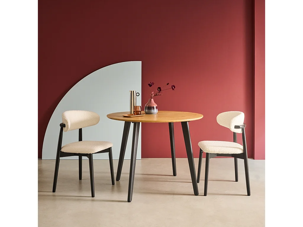 Tavolo da pranzo rotondo effetto legno con gambe in metallo nero 4