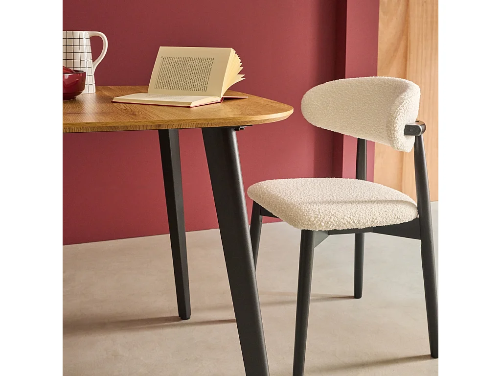 Table à manger carrée effet chêne pieds métal noir 4 places