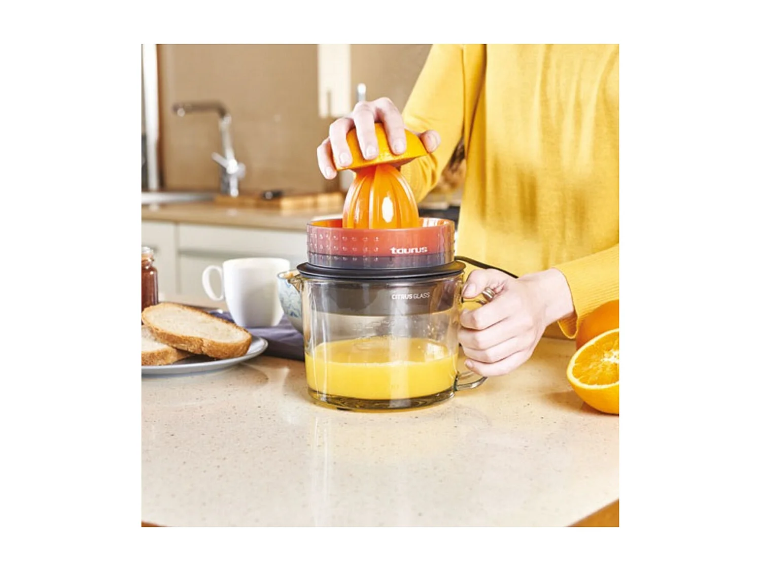 Taurus Presse-agrumes 30w transparent, noir et orange - 924254000