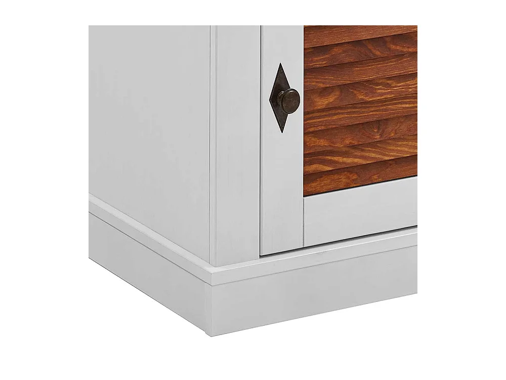 Nachtschränkchen in Weiß und Bernsteinfarben Landhausstil