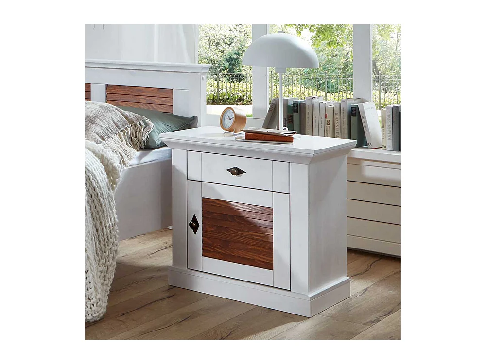 Nachtschränkchen in Weiß und Bernsteinfarben Landhausstil