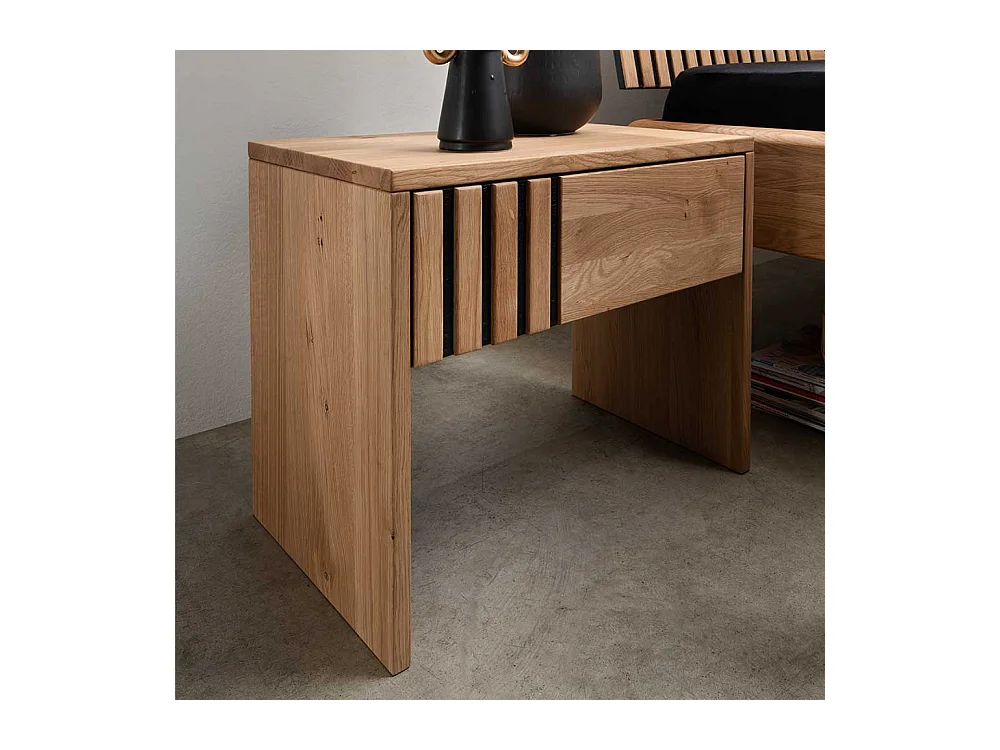 Nachttischkommode aus Wildeiche Massivholz modernem Design