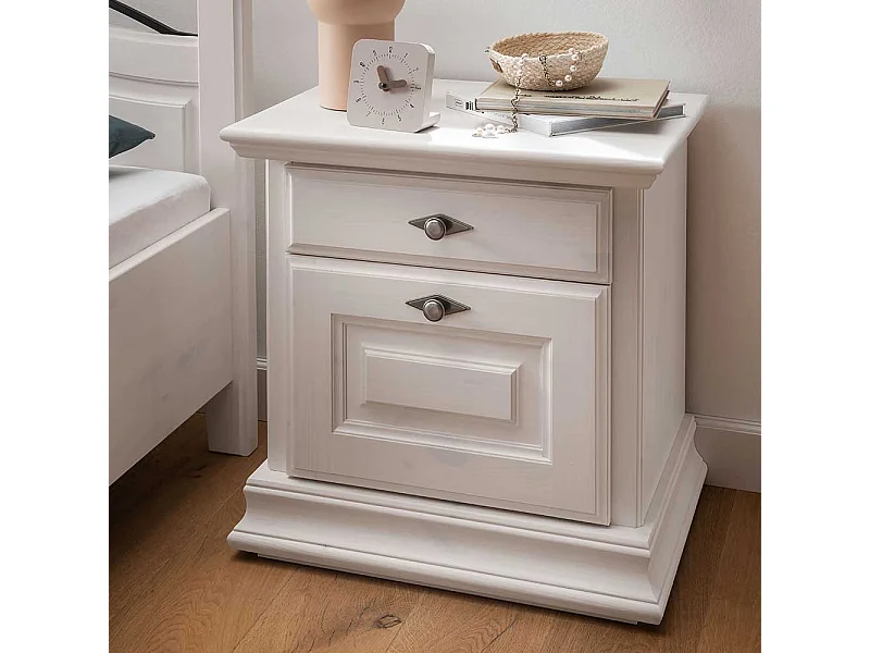 Schlafkommode im weißen Landhausstil Kiefer Massivholz