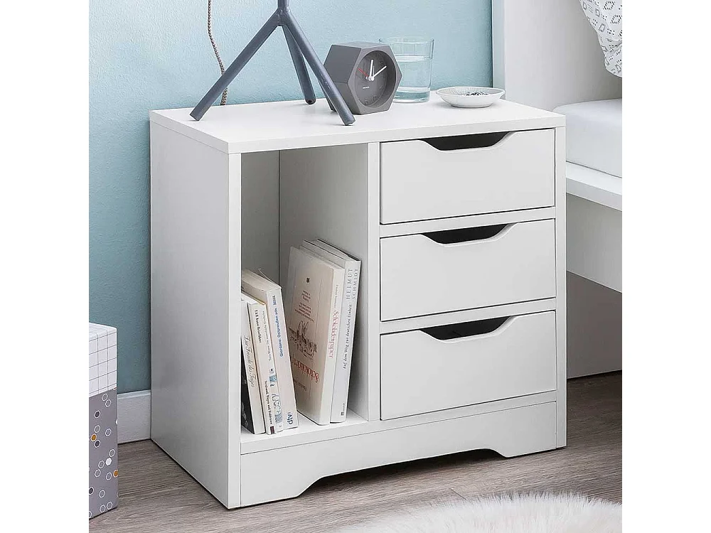 Weiße Bettkommode mit drei Schubladen einem offenen Fach