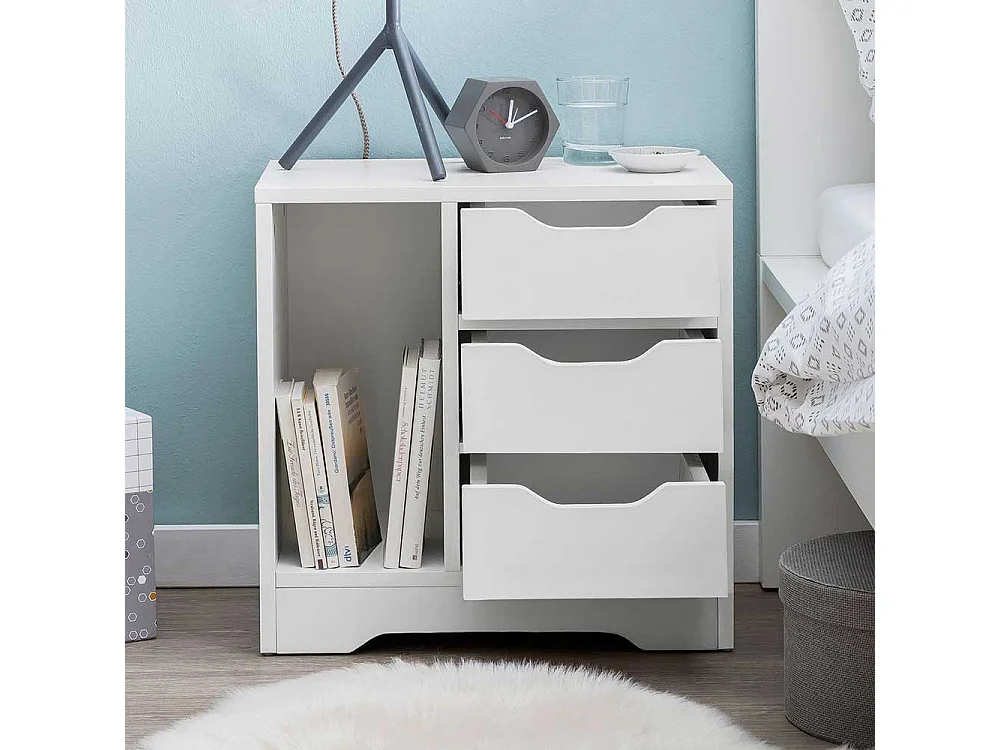 Weiße Bettkommode mit drei Schubladen einem offenen Fach