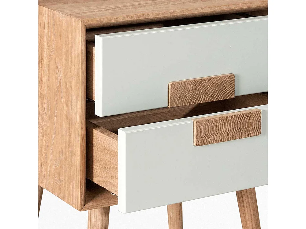 Nachtkommode in Weiß mit