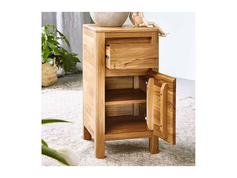 Nachtschränkchen aus Wildeiche Massivholz 60 cm hoch