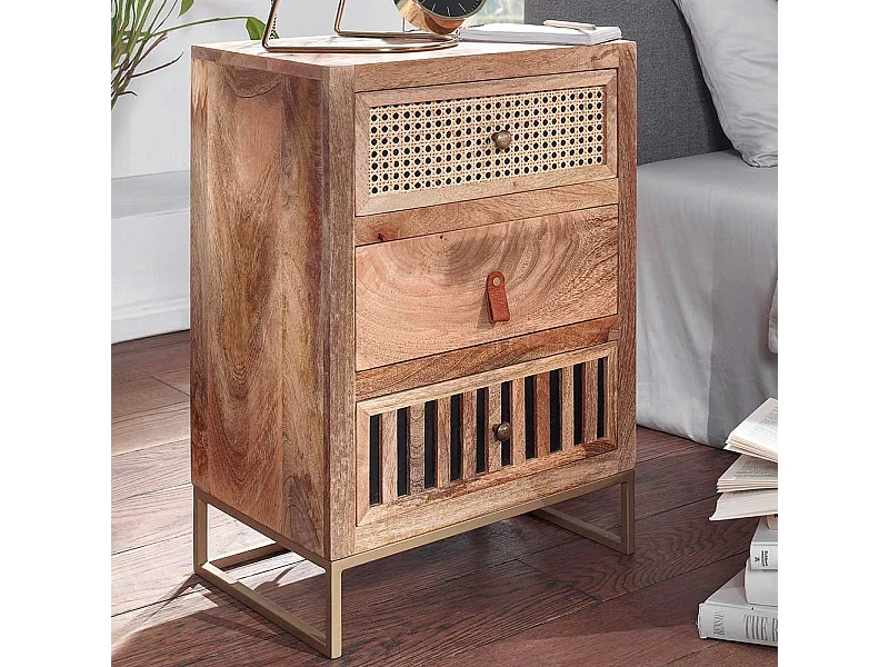 Nachttischschrank aus Mangobaum Massivholz drei Schubladen