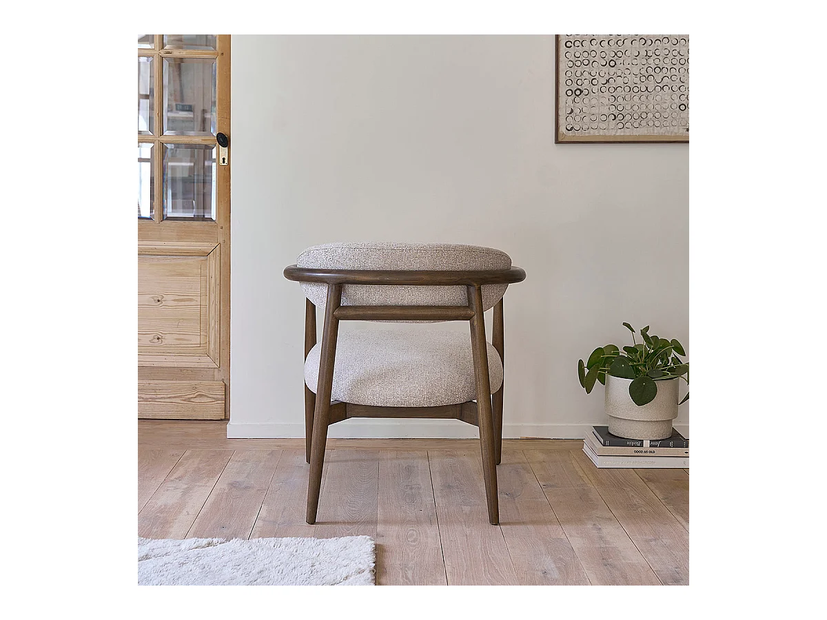 Sillón de madera maciza y tejido con textura beige chiné