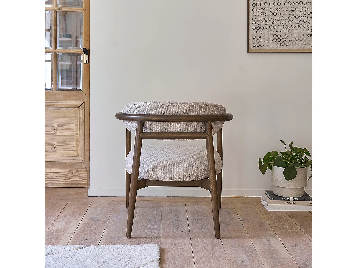 Fauteuil en bois massif et tissu texturé beige chiné