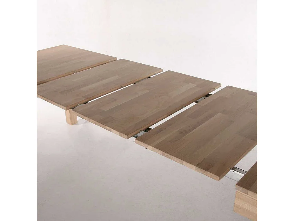 Tisch aus Eiche Massivholz mit Kulissenauszug