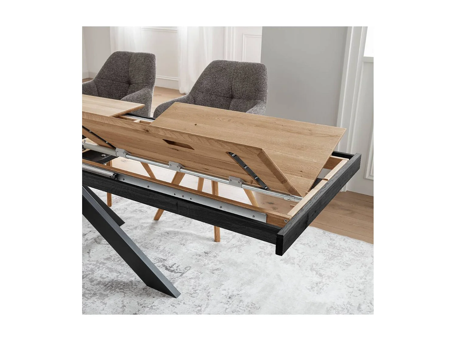 Ausziehtisch Massivholztisch mit Spider Gestell in Wildeichefarben