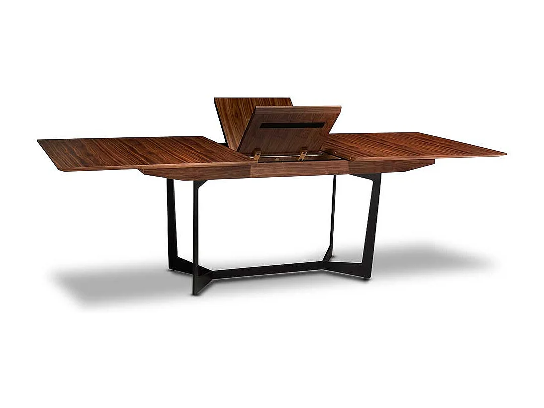 Küchentisch in Walnussfarben Mittelauszug