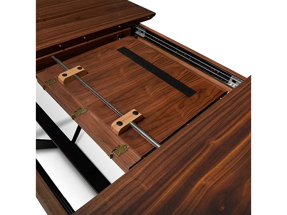 Küchentisch in Walnussfarben Mittelauszug