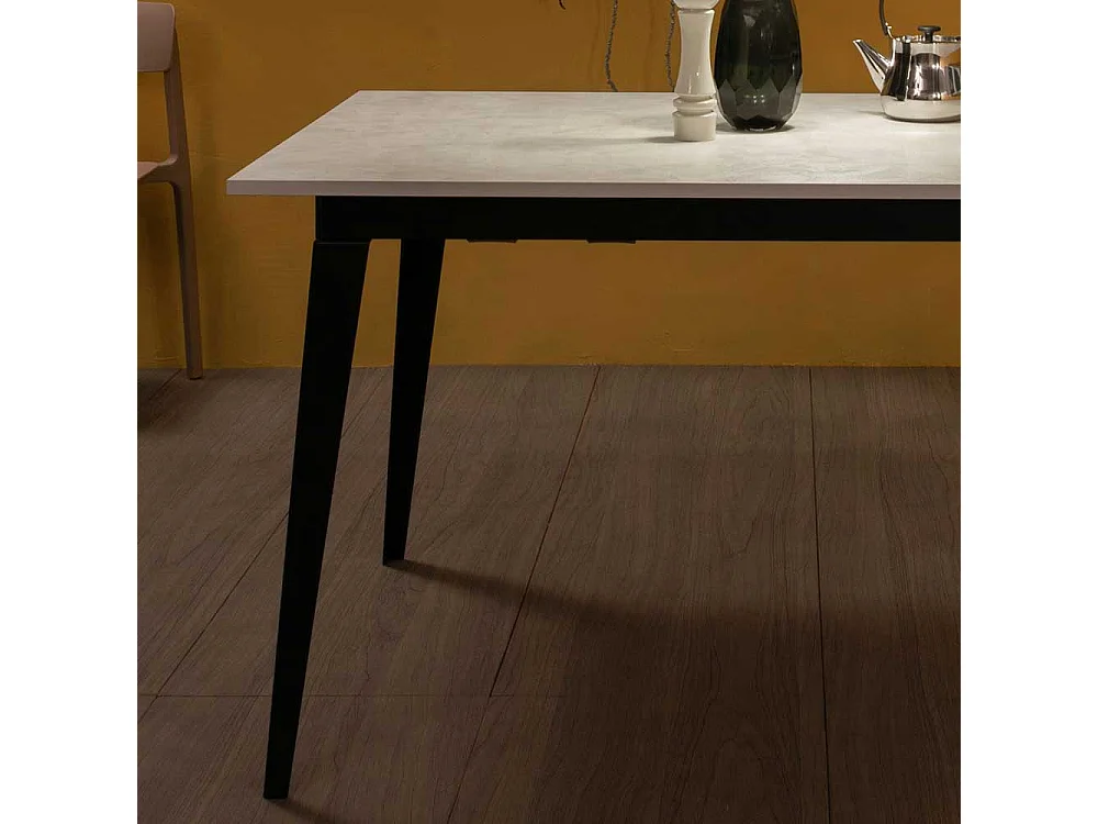 Tisch Esszimmer in Antikweiß und Schwarz verlängerbar