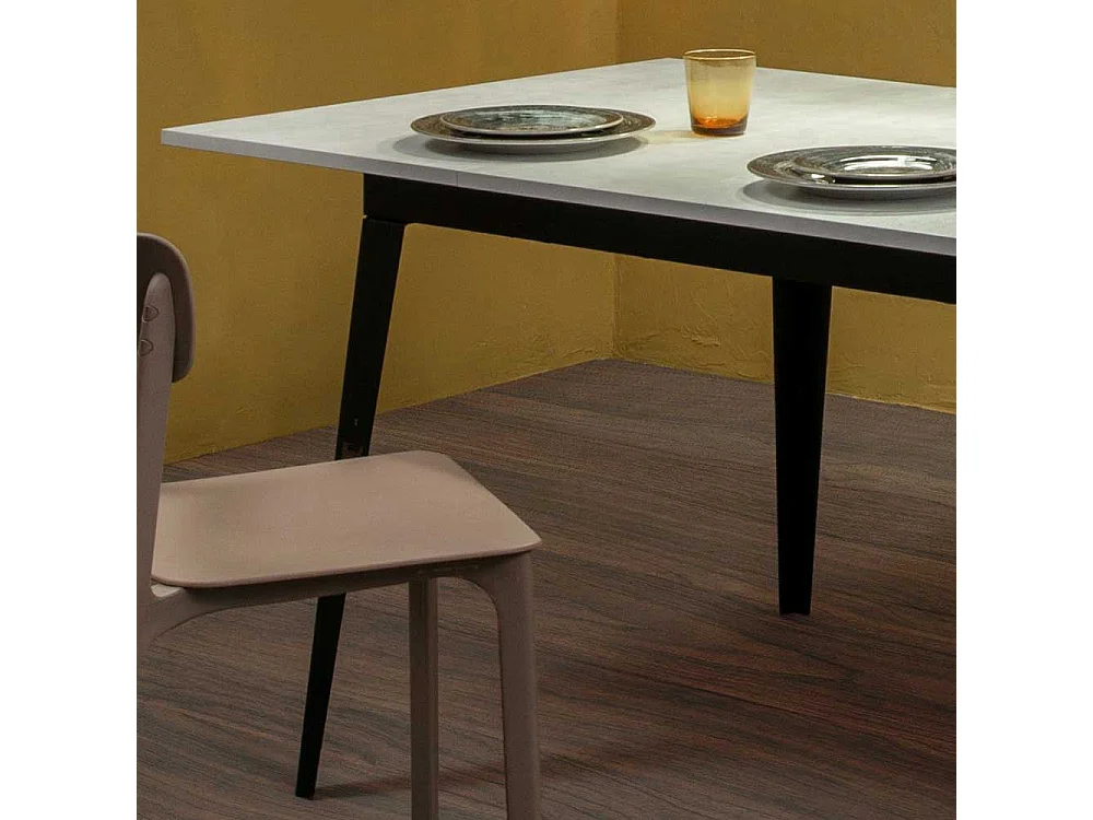 Tisch Esszimmer in Antikweiß und Schwarz verlängerbar