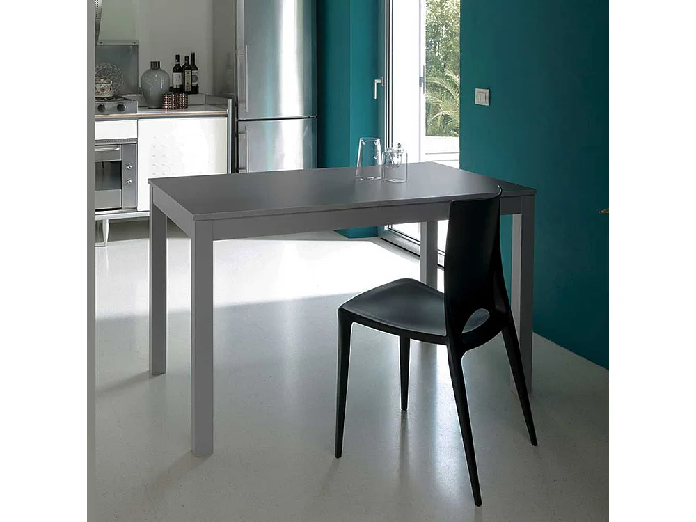 Esszimmertisch in Grau Holzbeinen aus Buche