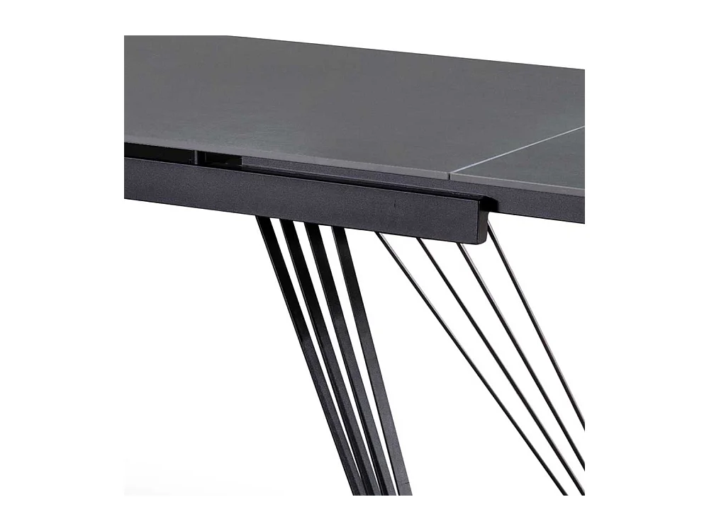 Hochwertiger Ausziehtisch mit Keramikplatte maximal 240 cm breit