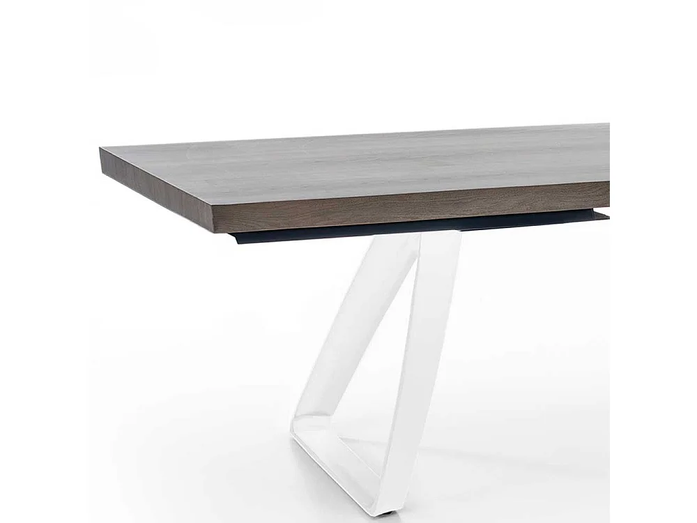 Esszimmertisch in Esche Grey Wash furniert Bügelgestell in Weiß