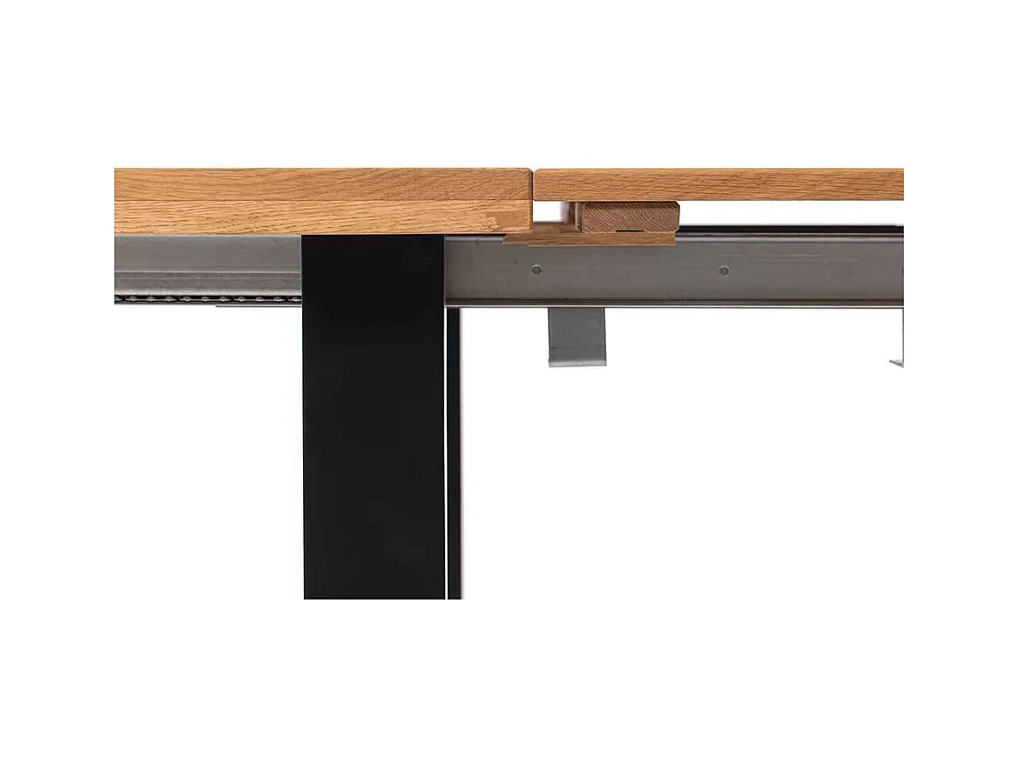 Massivholztisch mit Bügelgestell Industry und Loft Stil