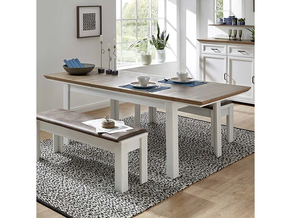 Landhaus Essgruppe in Weiß und Eichefarben Bänken