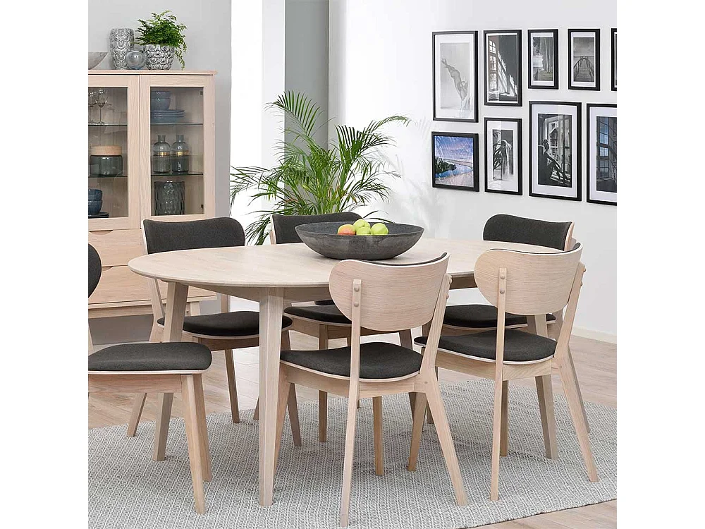 Esstisch aus Eiche Massivholz White Wash Vierfußgestell