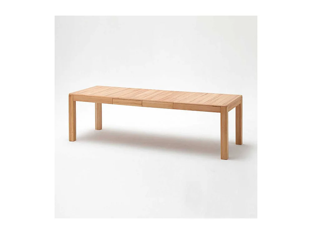 Massivholztisch in Kernbuchefarben Eiche