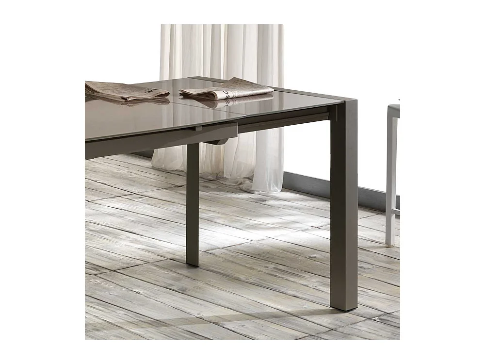 Ausziehtisch mit brauner Glasplatte modern