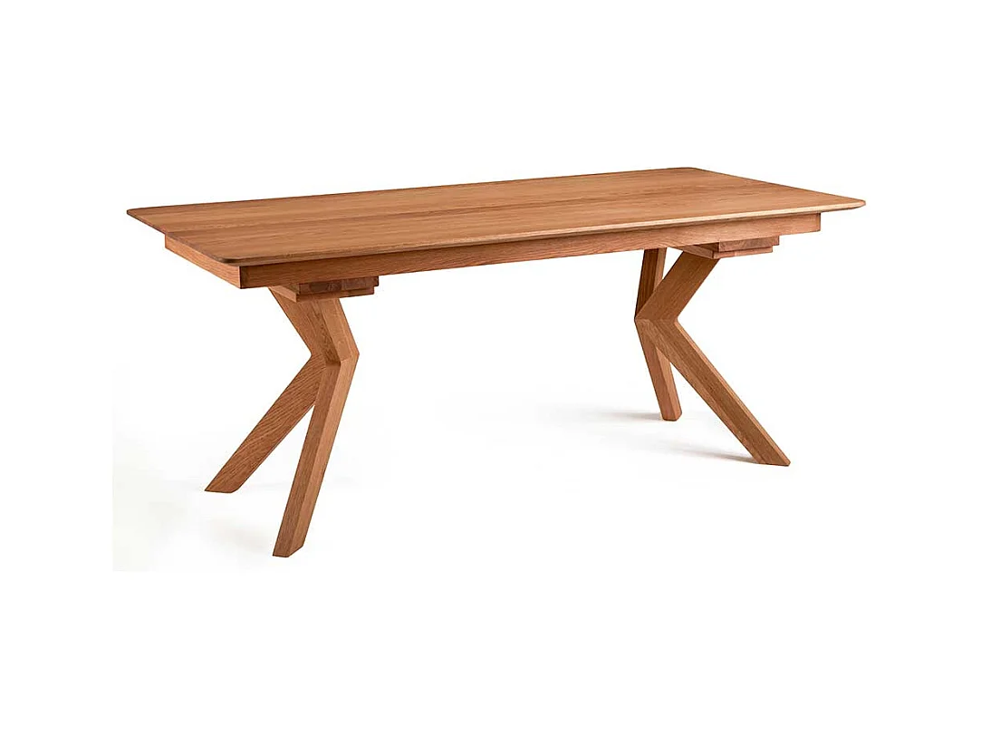 Esszimmertisch Wildeiche mit Design Vierfußgestell Oberfläche geölt