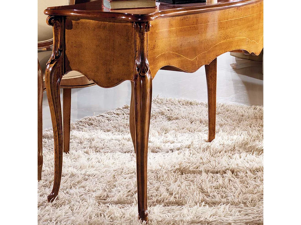 Schreibtisch in Nussbaumfarben italienischem Design