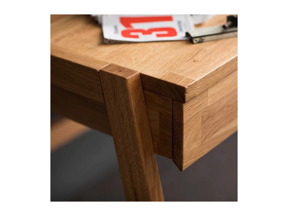 Echtholz Schreibtisch aus Wildeiche geölt einer Schublade