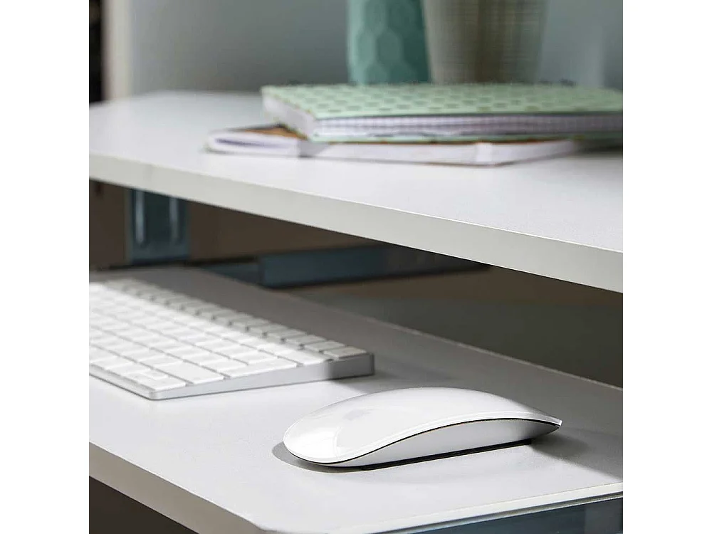 Wei�er Eckschreibtisch mit Tastaturauszug Druckerablage