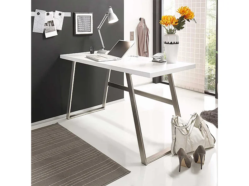 Laptopschreibtisch in Weiß 140 cm breit