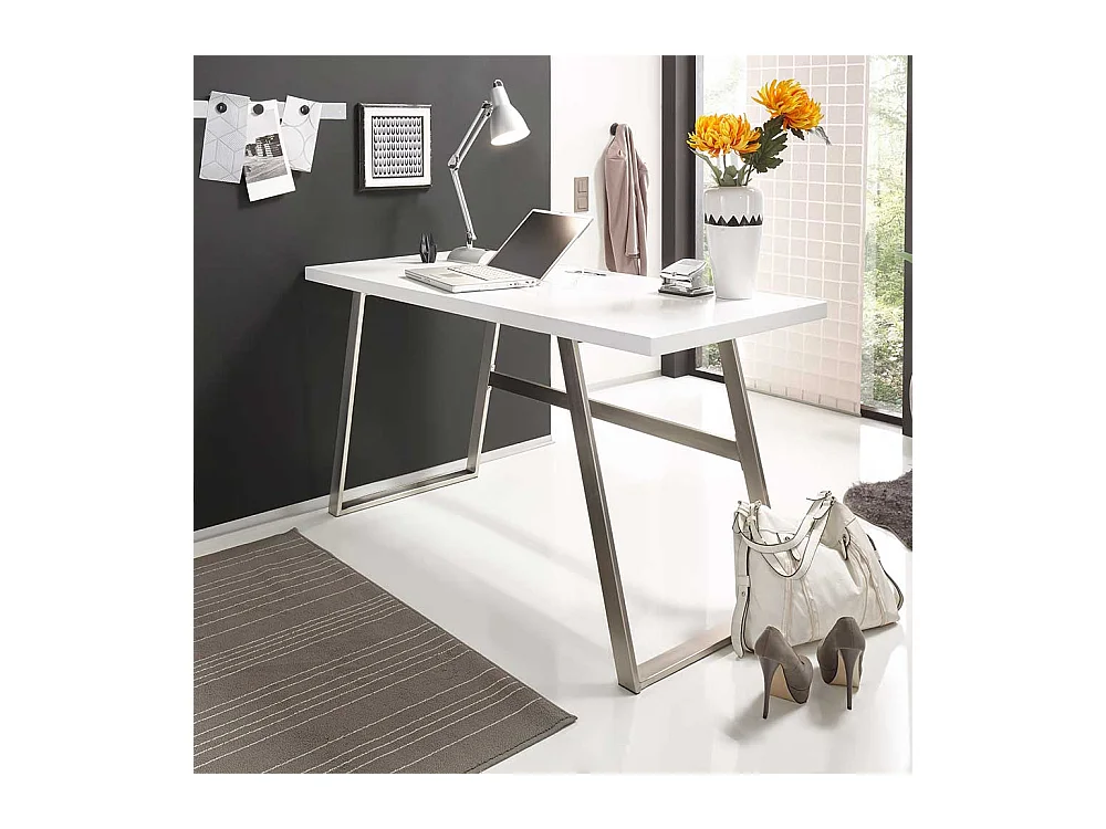 Laptopschreibtisch in Weiß 140 cm breit