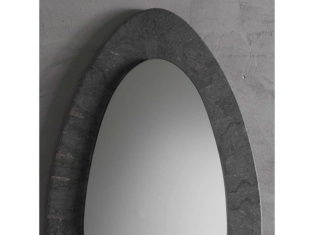 Grauer Flurspiegel mit Steinrahmen ovale Form