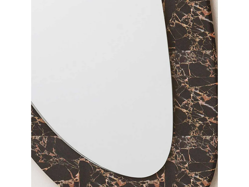 Wandspiegel mit Steinrahmen modern