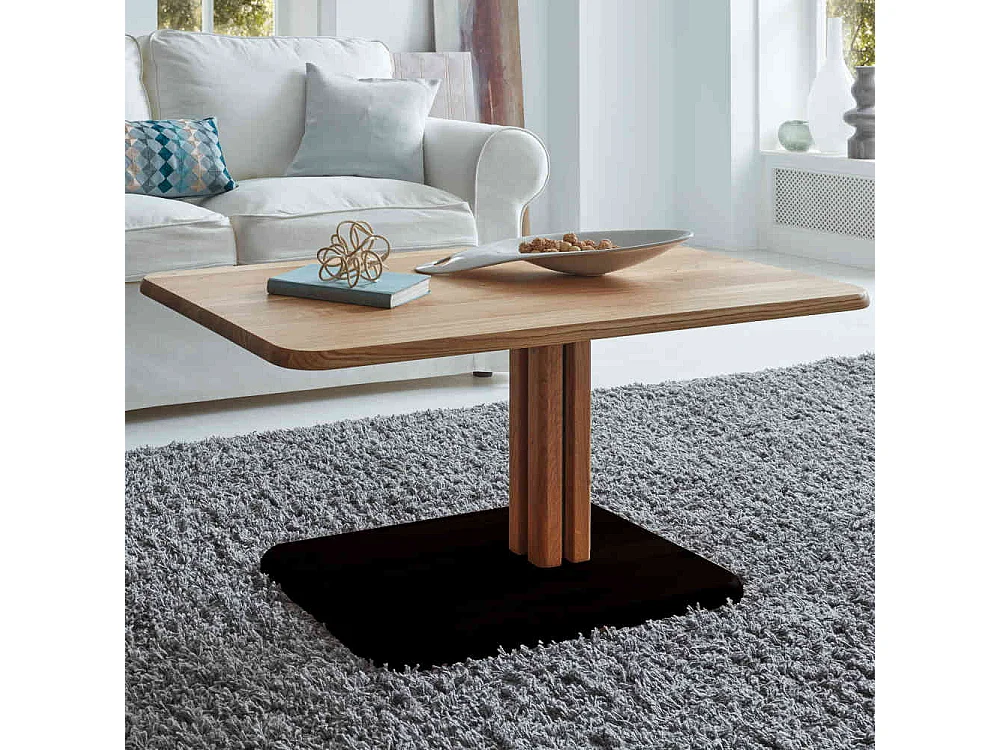 Couchtisch in Wildeichefarben Massivholzplatte